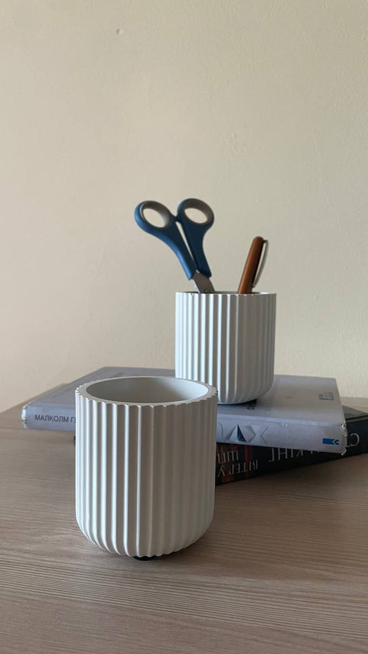 Ribbed Cup Planter
