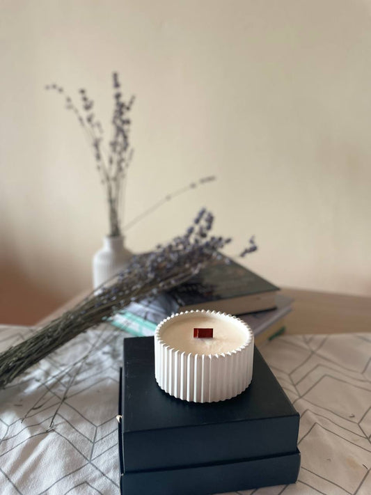 Ribbed Soy Candle in Gypsum Container