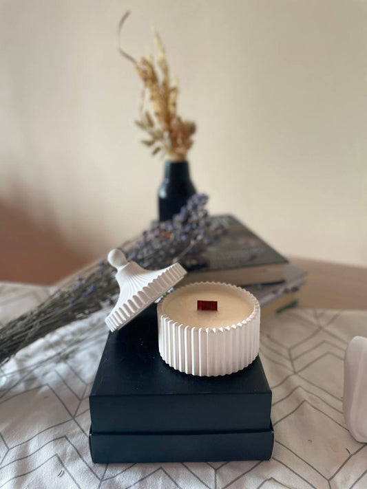Chest Soy Candle – Ribbed Gypsum Container