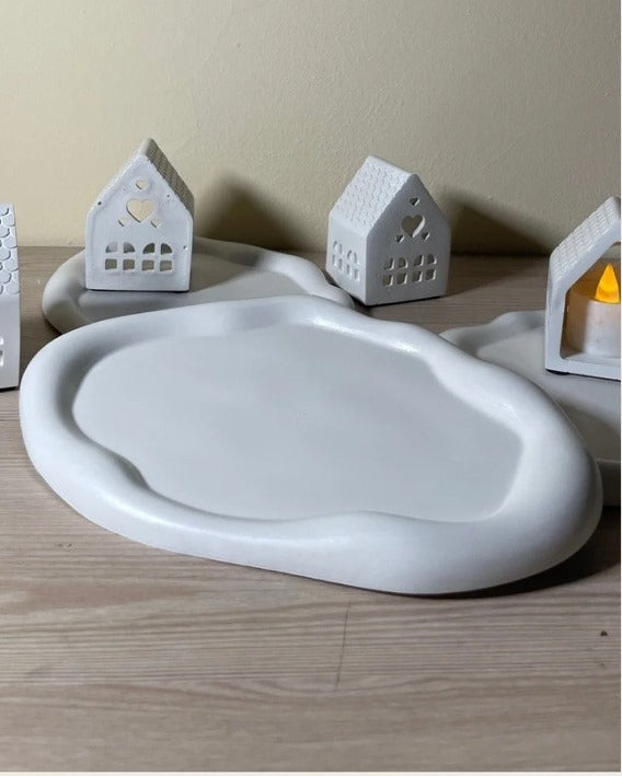 Cloud-Shaped Decorative Tray
