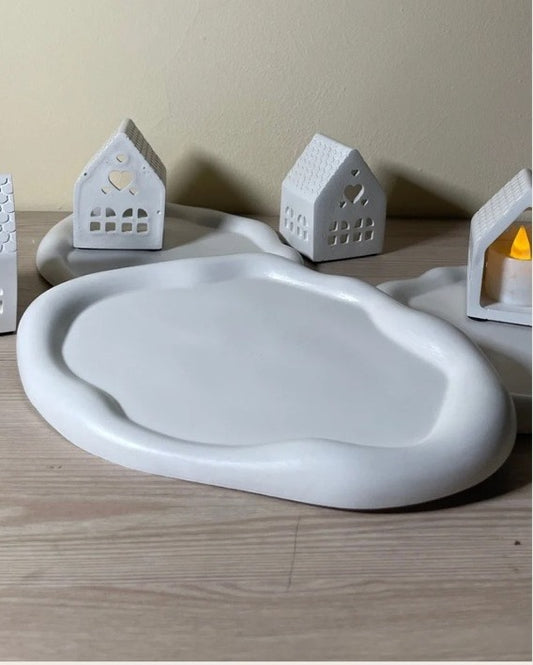 Cloud-Shaped Decorative Tray